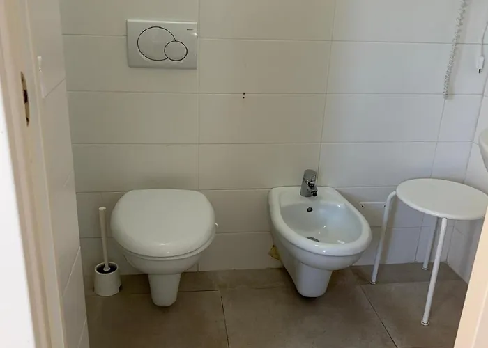 Scalette Via Elia Numana